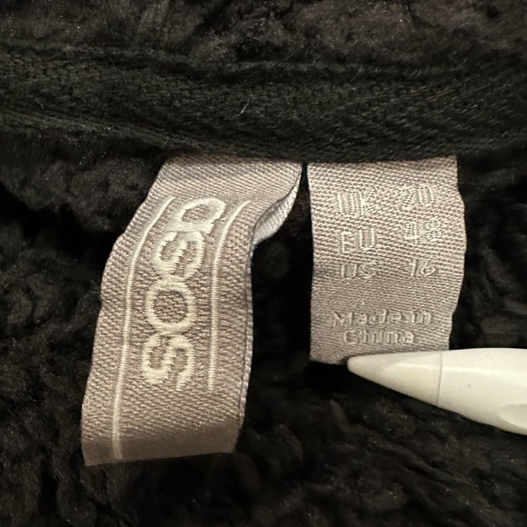 ASOS Sherpa oversized hoodie size 16 - Picture 3 of 4